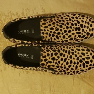 COPY - Woman loader// New please be advised that this is a new 🆕 sneaker 👟.🙏